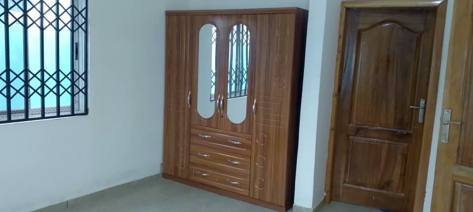 3 Bedroom house. - Image 5