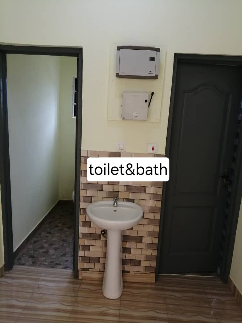 Two Bedroom House - Image 7