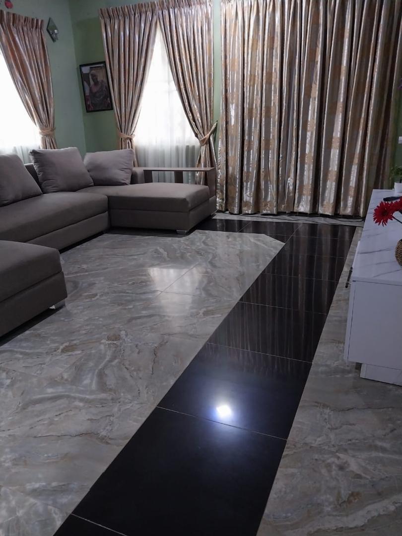 Modern 3-Bedroom House - Image 7