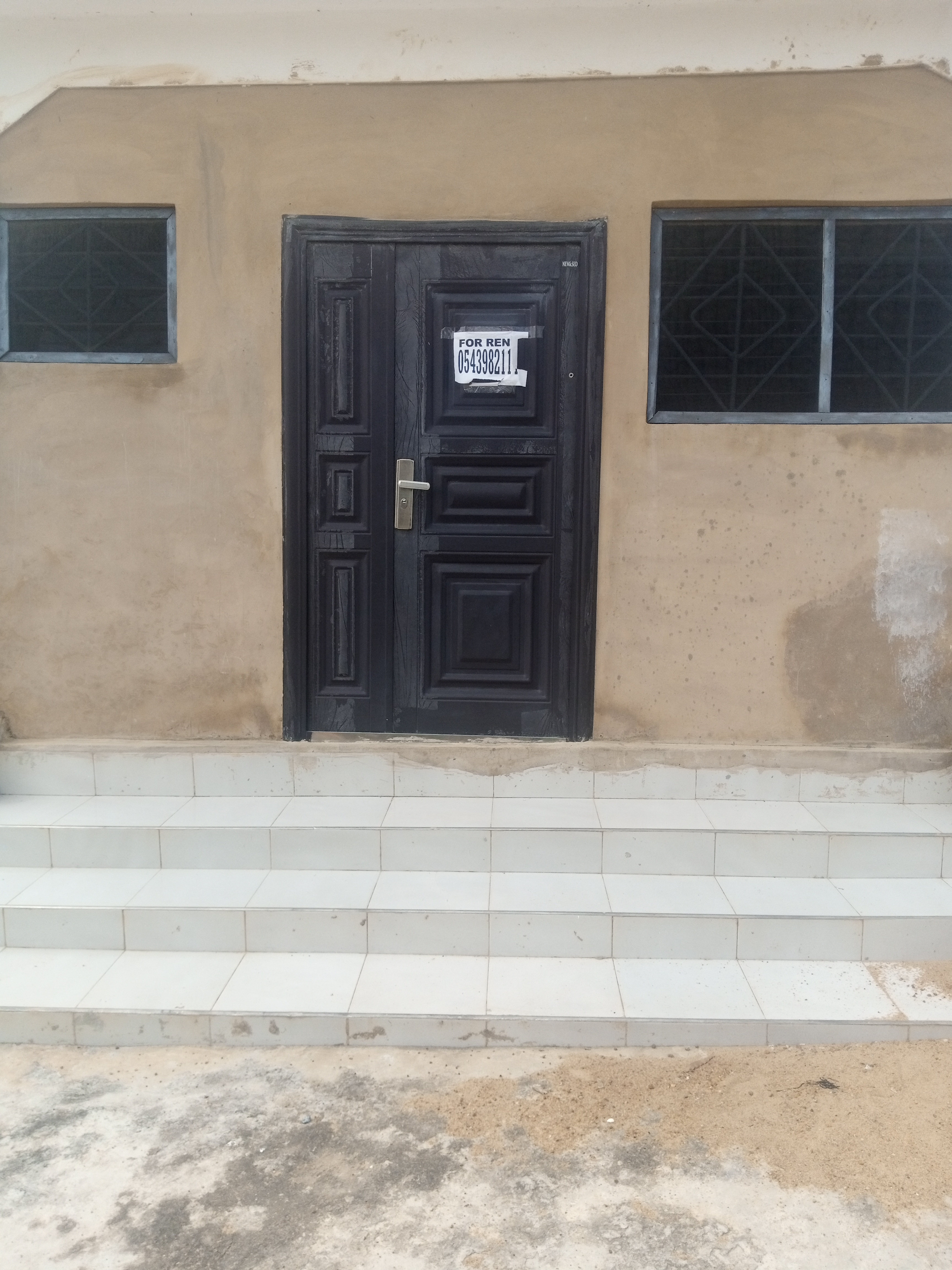 Single Room Self-contained - Image 5