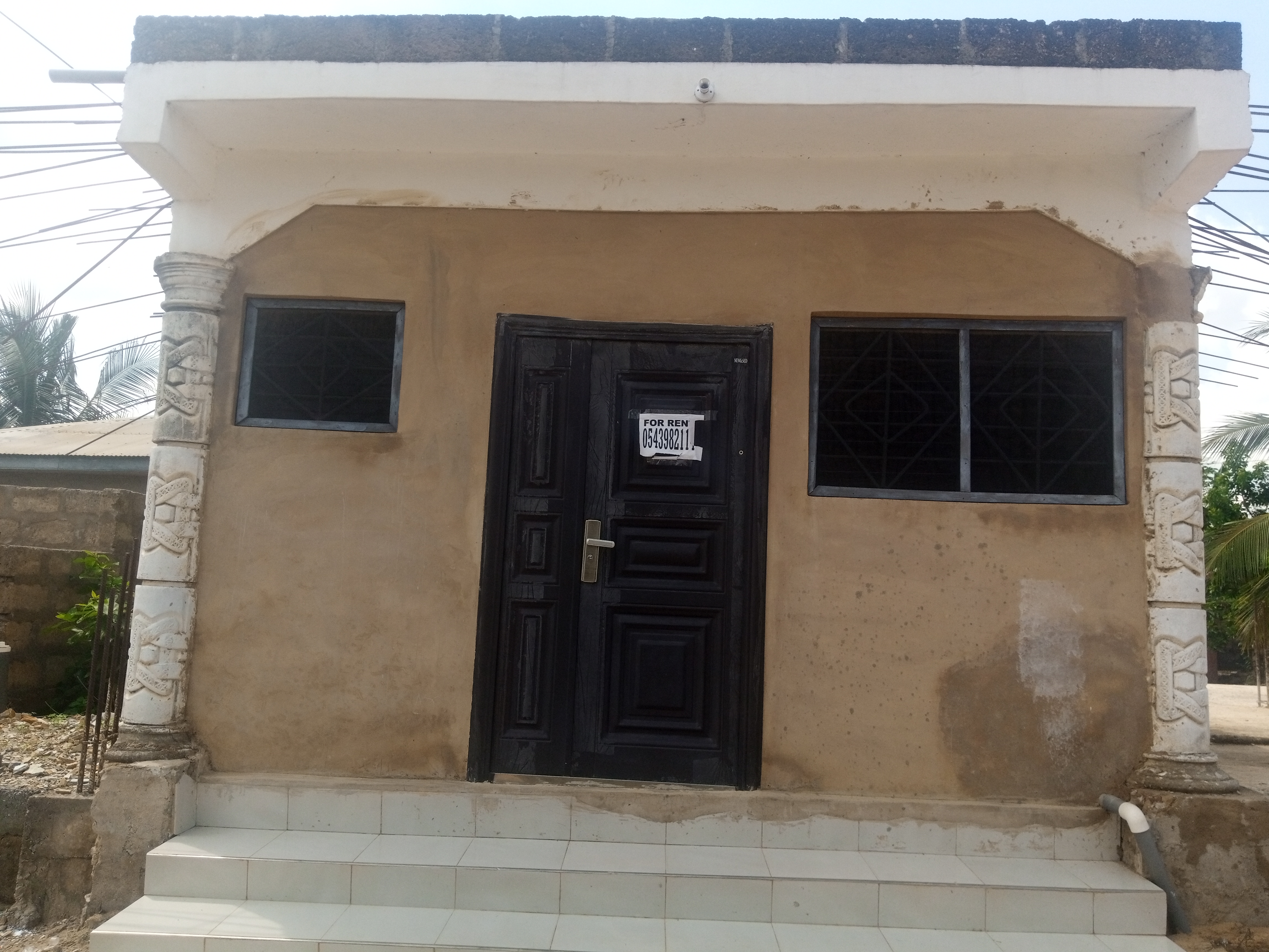 Single Room Self-contained - Image 2