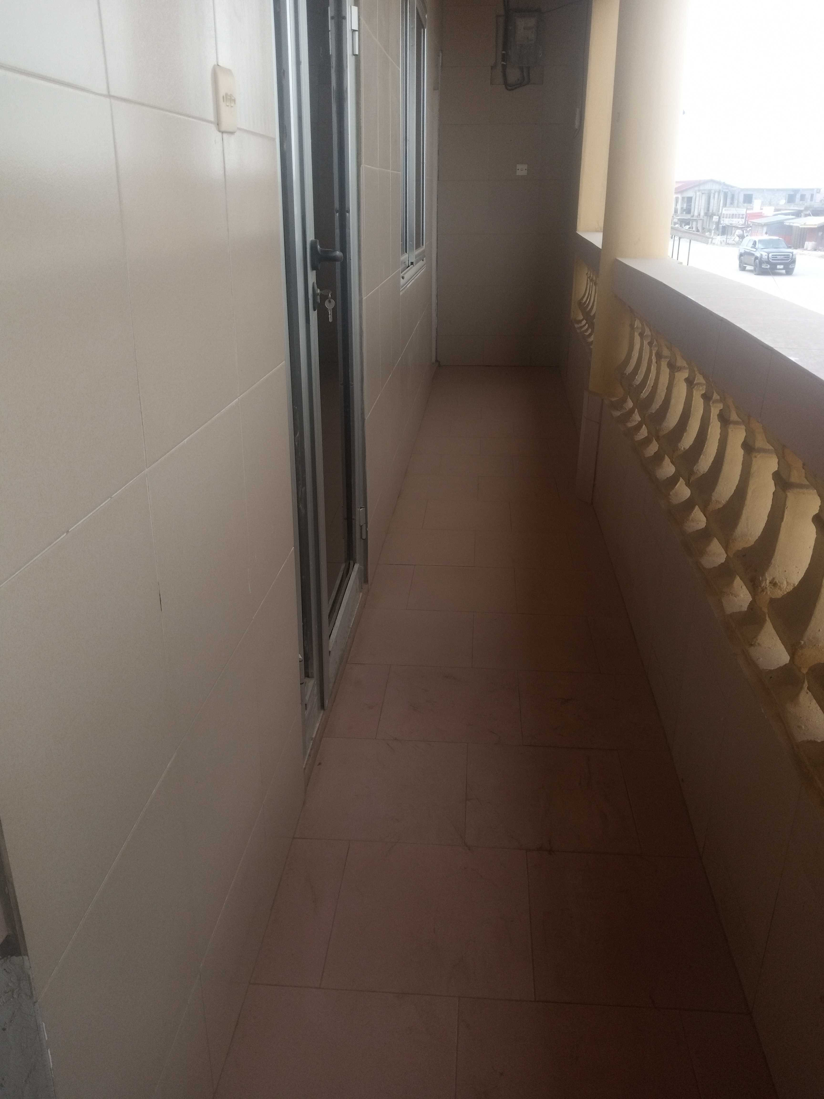 2 Bedroom House Self-contained - Image 5