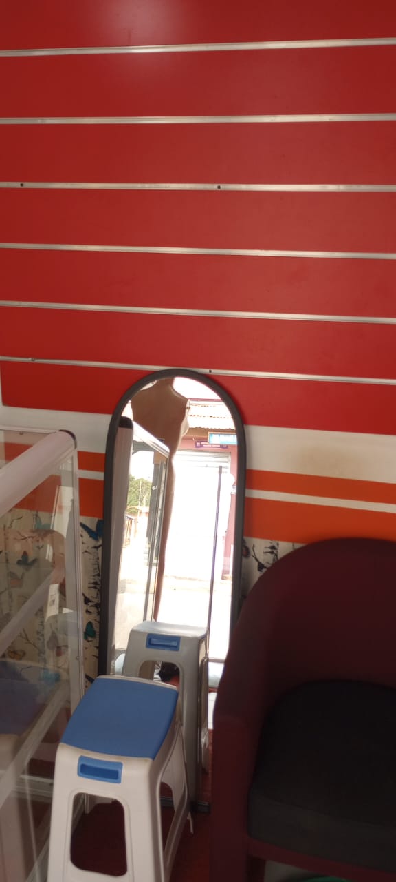 Container Shop for Sale - Image 6