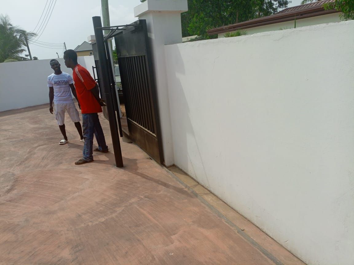 2 Bedroom House for Sale in Ojobi – By the beach side - Image 6
