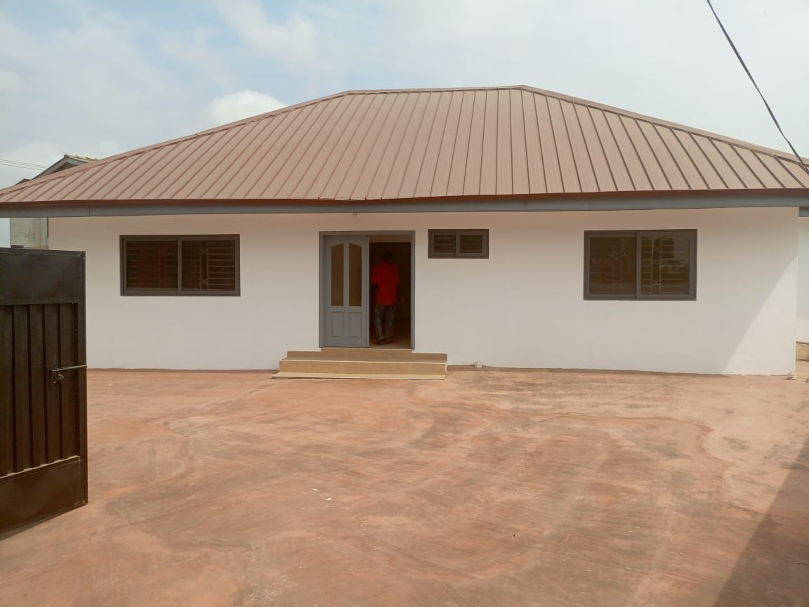 2 Bedroom House for Sale in Ojobi – By the beach side - Image 1